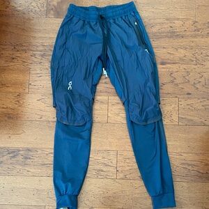 On Cloud women’s tampered running tights-medium